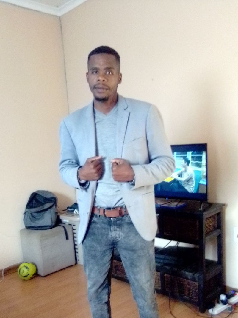 Vusi128
